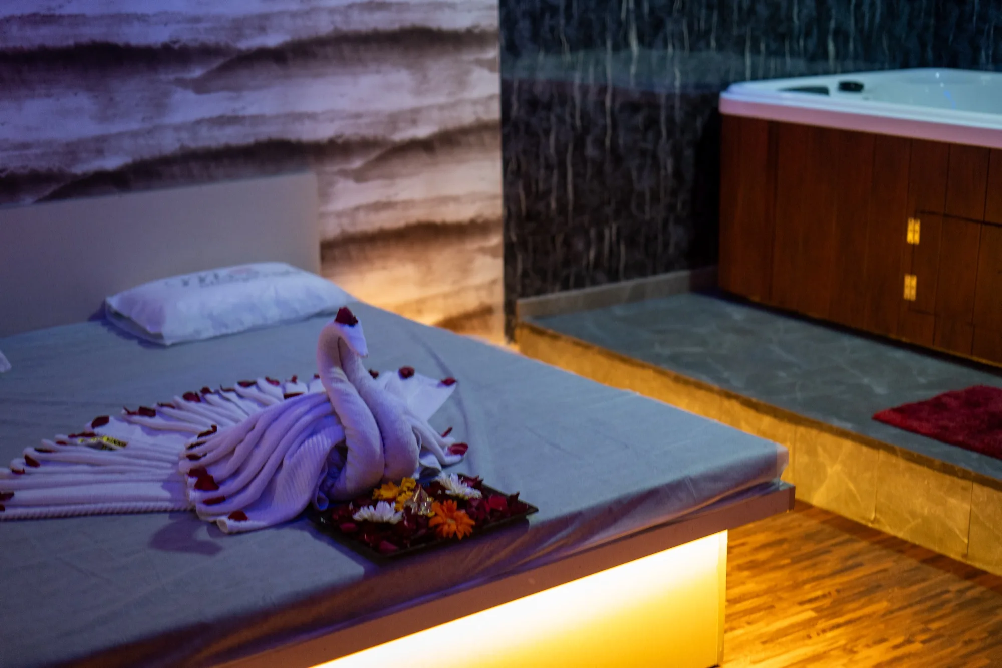 Premium private spa suite with jacuzzi at Vedanta Wellness Spa, Bhubaneswar
